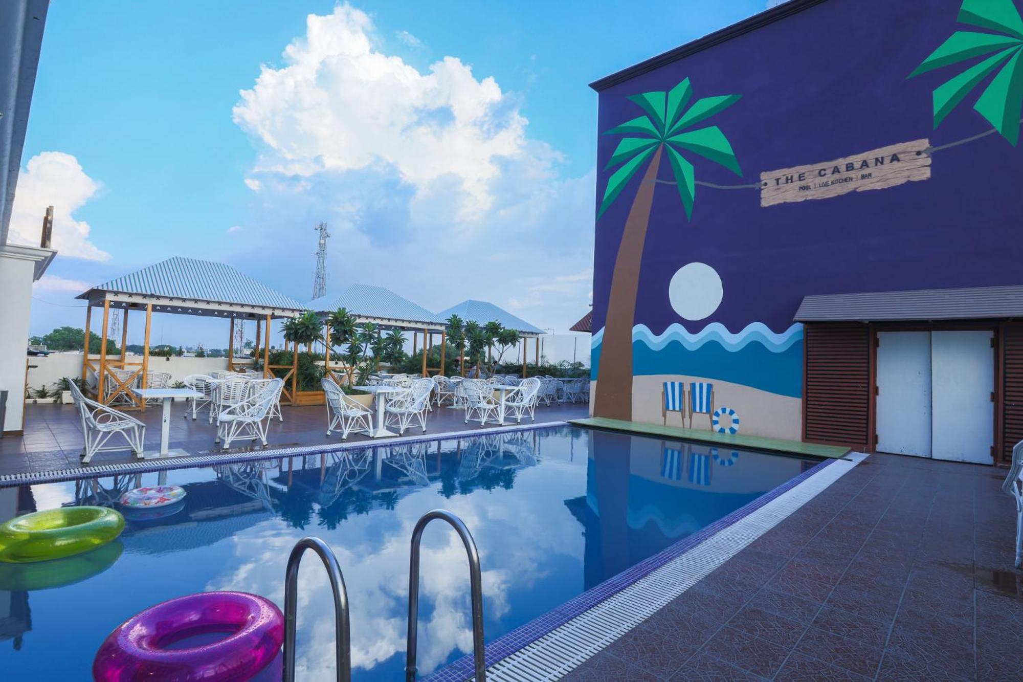 Hotel Le Castle Rudrapur Dış mekan fotoğraf