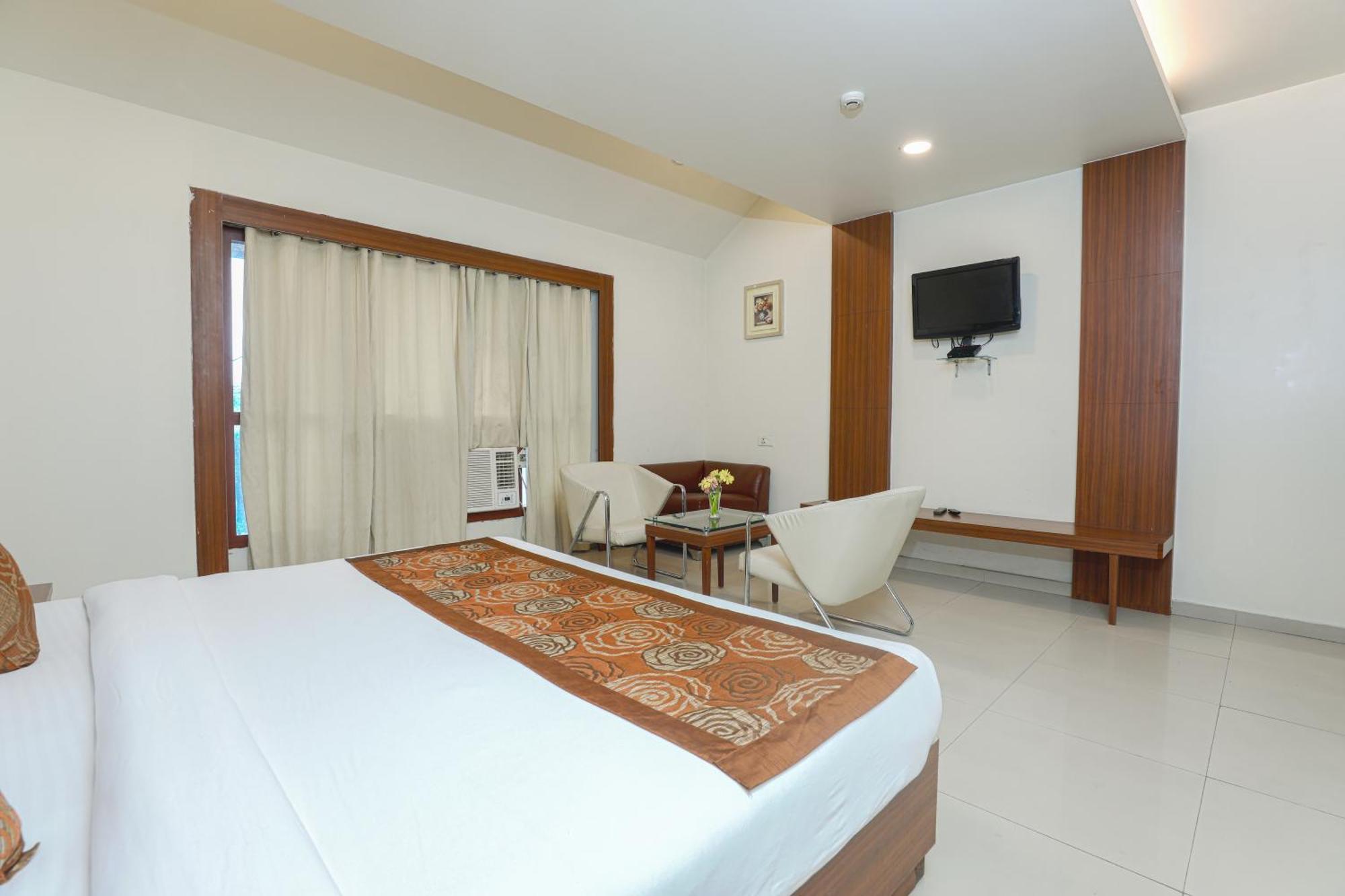 Hotel Le Castle Rudrapur Dış mekan fotoğraf